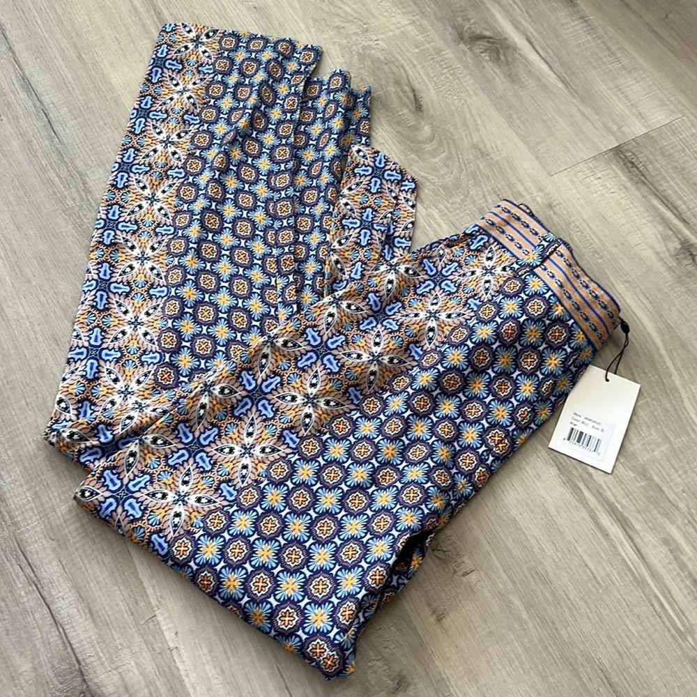 Lillie Pant - Picture 5 of 6